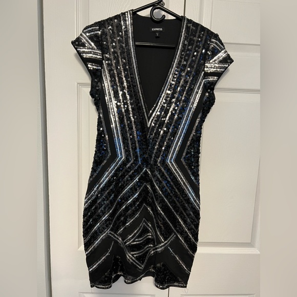 Dresses & Skirts - Dress for a night out